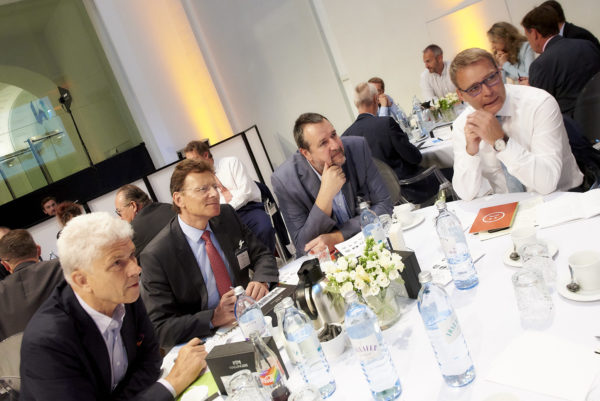 Die gemeinsame Diskussion mit allen Gipfelteilnehmern war ein voller Erfolg