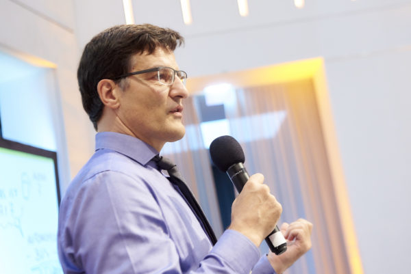 Jede Gruppe stellte am Ende mit einem ausgewählten Sprecher seine Ergebnisse vor.