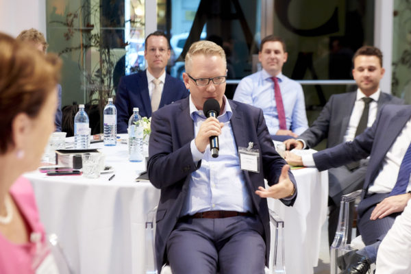 Jede Gruppe stellte am Ende mit einem ausgewählten Sprecher seine Ergebnisse vor.