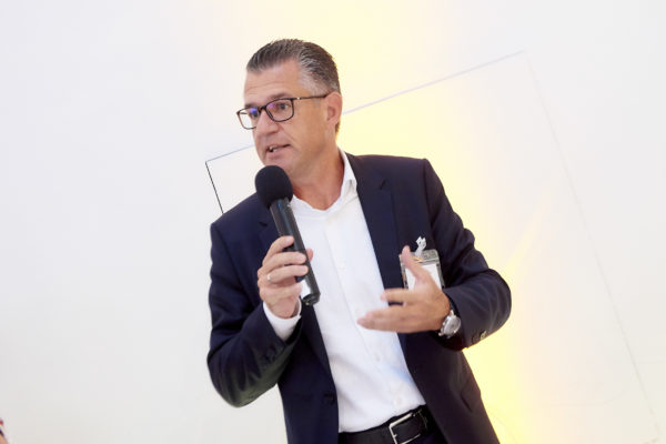 Jede Gruppe stellte am Ende mit einem ausgewählten Sprecher seine Ergebnisse vor.