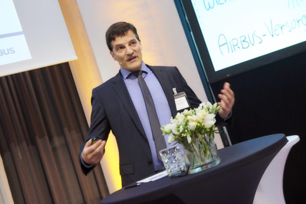 Marcus Wilhelm vom Airbus Group Pension Trust bei seinem Vortrag: "Die neue Airbus-Versorgung"