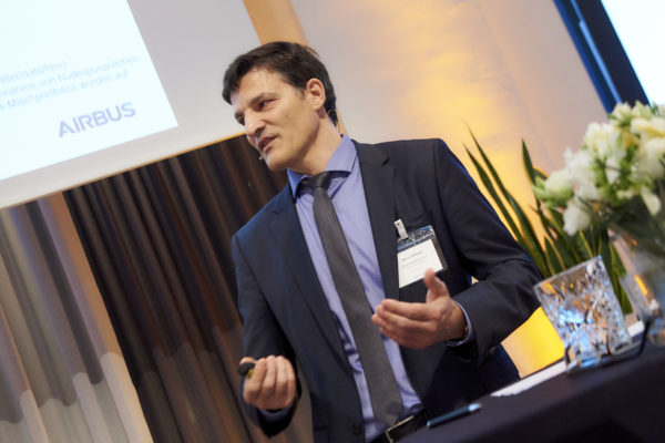 Marcus Wilhelm vom Airbus Group Pension Trust bei seinem Vortrag: "Die neue Airbus-Versorgung"