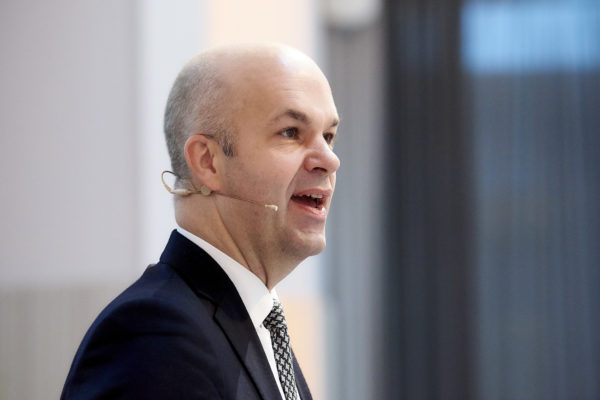 Eröffnungs-Keynote von Prof. Marcel Fratzscher "Wirtschaftlicher Ausblick in Zeiten der Unsicherheit und des Populismus"