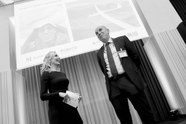 Barbara Bertolini und Dr. Gerwin Bell von PGIM Fixed Income bei der Anmoderation