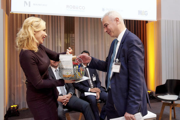 Barbara Bertolini und Mag. Claudio Gligo, Bonus Pensionskasse