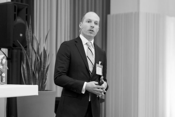 Guido Moret, Portfoliomanager von Robeco Rotterdam: "Sustainability, Impact- & Credit-Investing: Passt das zusammen?"