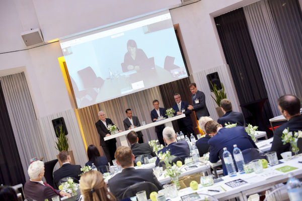 Experten-Roundtable: "Verdrängt EIOPA bald die nationale Aufsicht? Was wären dann die Folgen für die heimischen Pensionskassen?"