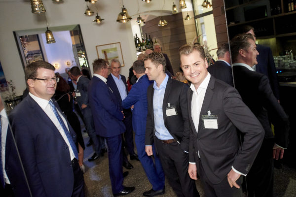 Gute Stimmung bereits beim Aperitif